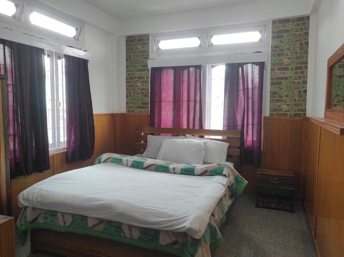 Hotel Tawang Regency المظهر الخارجي الصورة